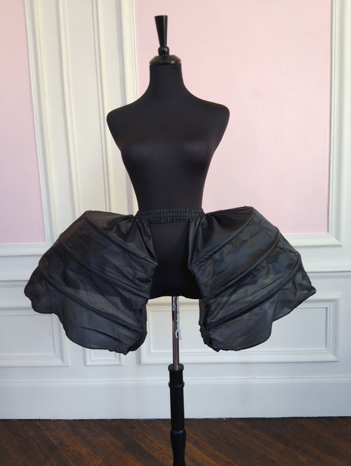 Jupon Court Noir Victorien 3 Cerceaux, Crinoline Steampunk Gothique