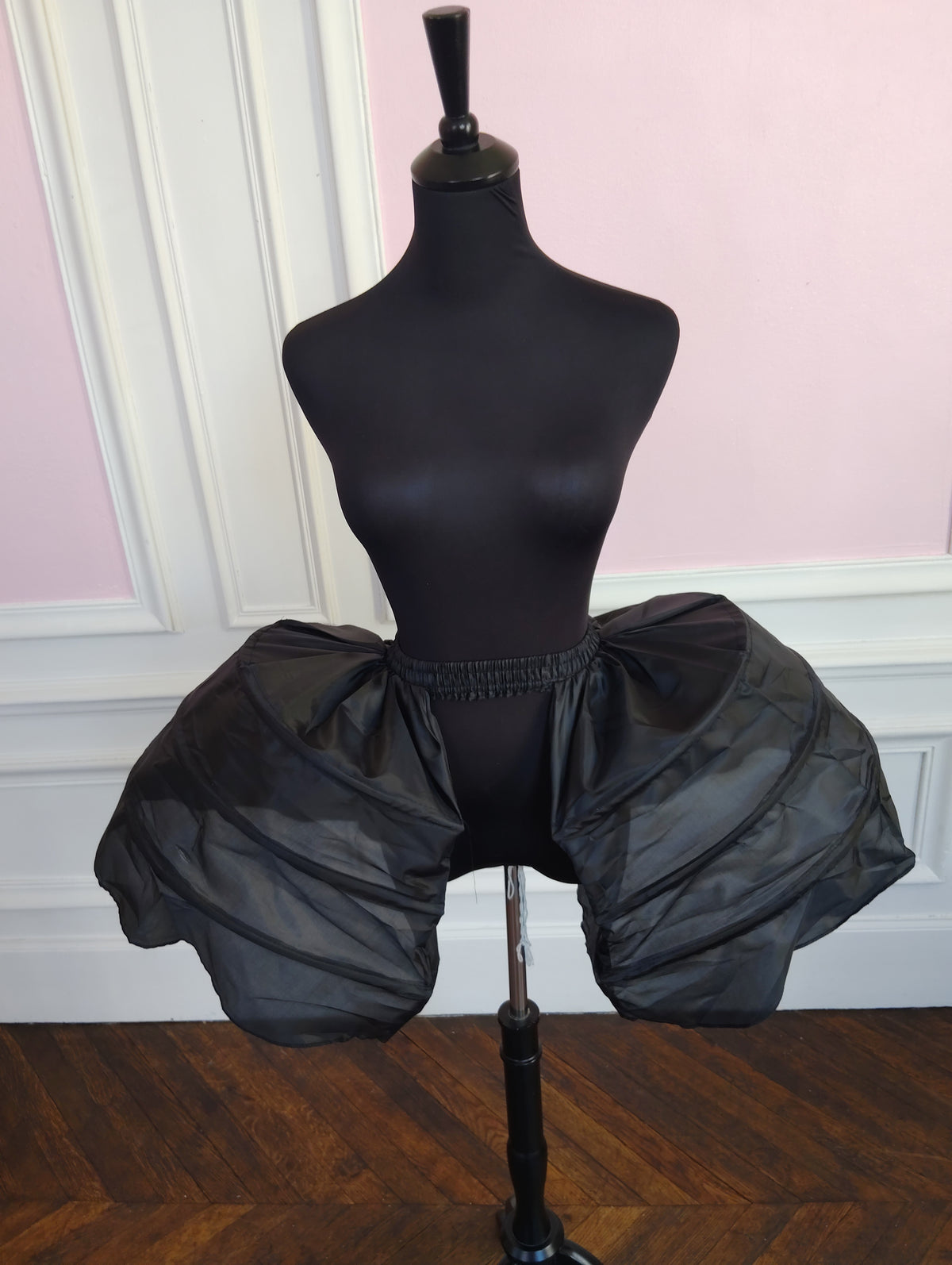 Jupon Court Noir Victorien 3 Cerceaux, Crinoline Steampunk Gothique