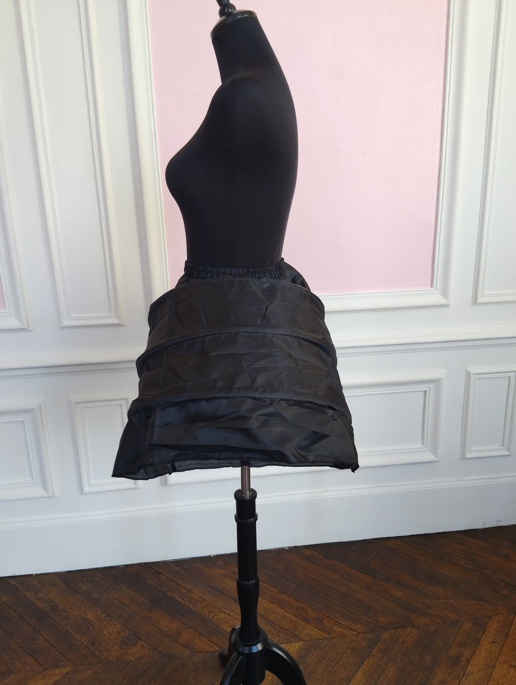 Jupon Court Noir Victorien 3 Cerceaux, Crinoline Steampunk Gothique